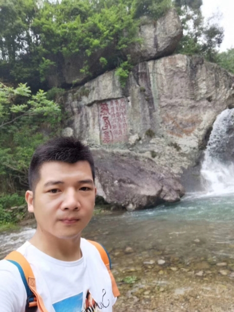 愿得一人心的第一张照片--沧州相亲服务中心