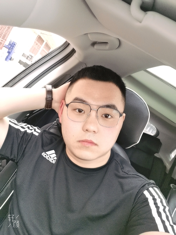 海阔天空的第一张照片--沧州相亲服务中心