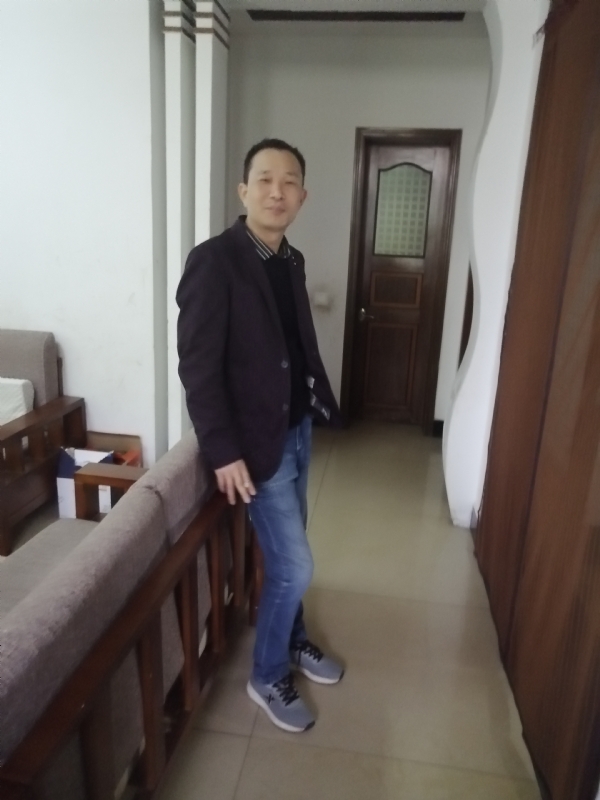 相亲相爱的第二张照片--沧州相亲服务中心