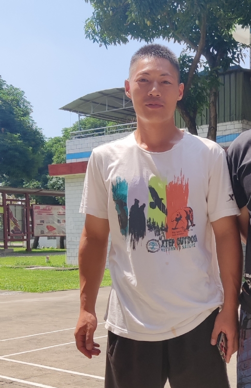 孤鹰的第一张照片--沧州相亲服务中心