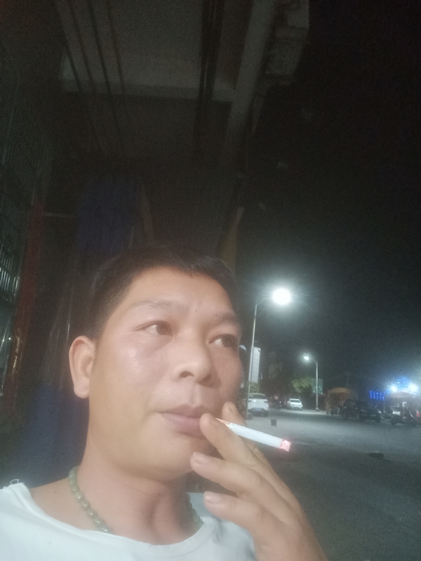 善解人意的第一张照片--沧州相亲服务中心