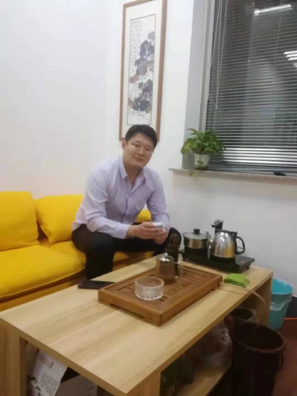 阳光的第一张照片--沧州相亲服务中心