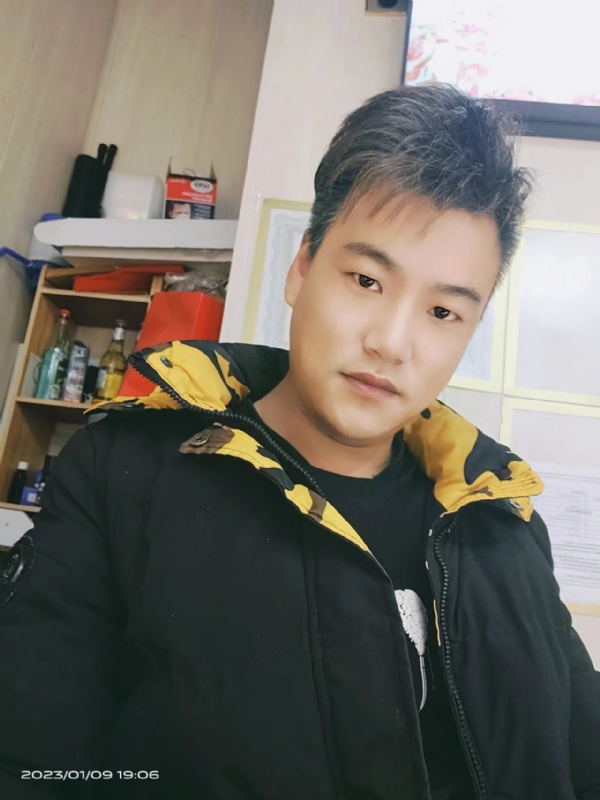 孤酒枕愁眼眠的第一张照片--沧州相亲服务中心