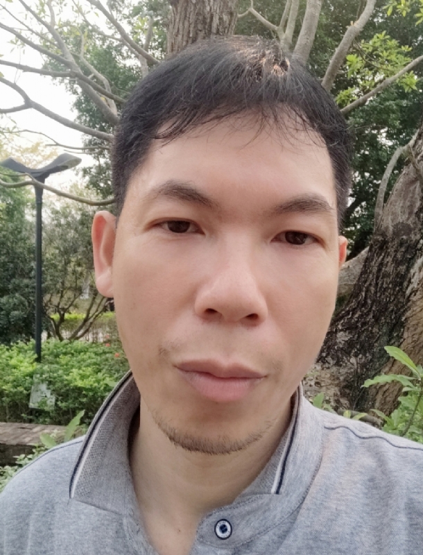 漂浮的云的第一张照片--沧州相亲服务中心