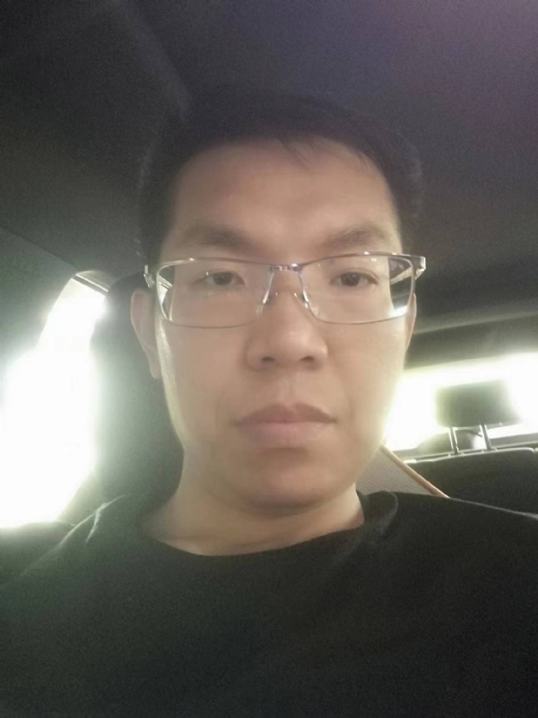 小黑包的第一张照片--沧州相亲服务中心