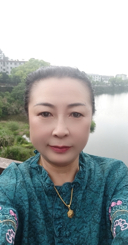 雨中情的第二张照片--沧州相亲服务中心