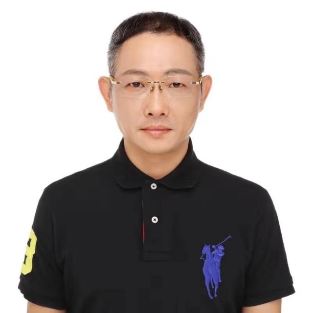 邱先森的第一张照片--沧州相亲服务中心