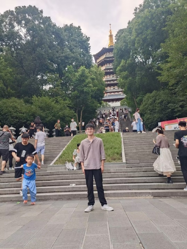 阳光男孩的第五张照片--沧州相亲服务中心