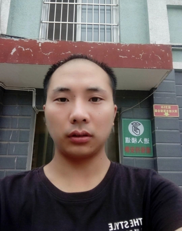 亮亮的第一张照片--沧州相亲服务中心