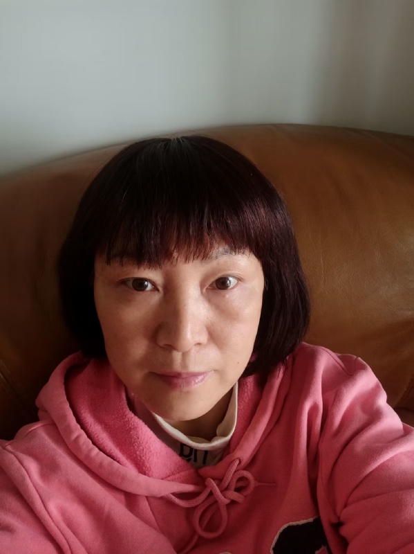红玫瑰的第一张照片--沧州相亲服务中心