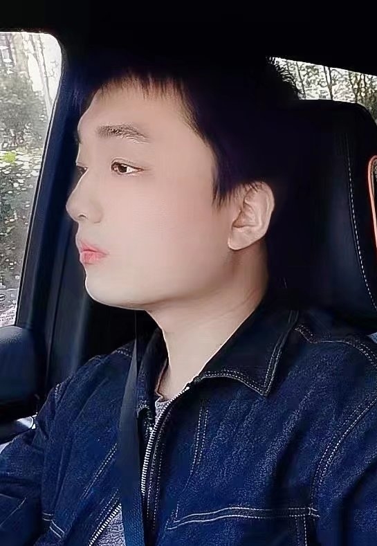 凉锦年的第一张照片--沧州相亲服务中心