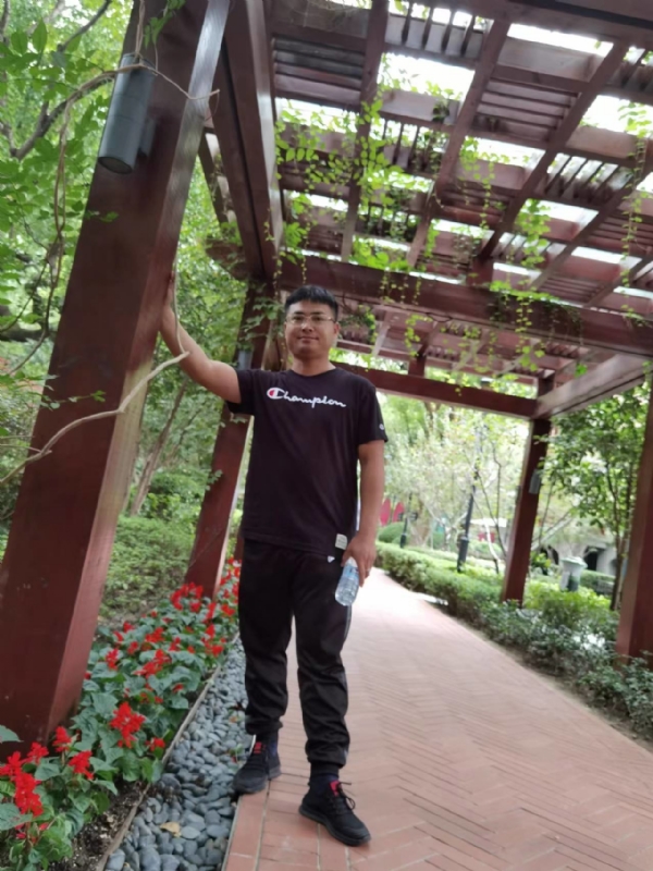 会飞的鱼的第一张照片--沧州相亲服务中心