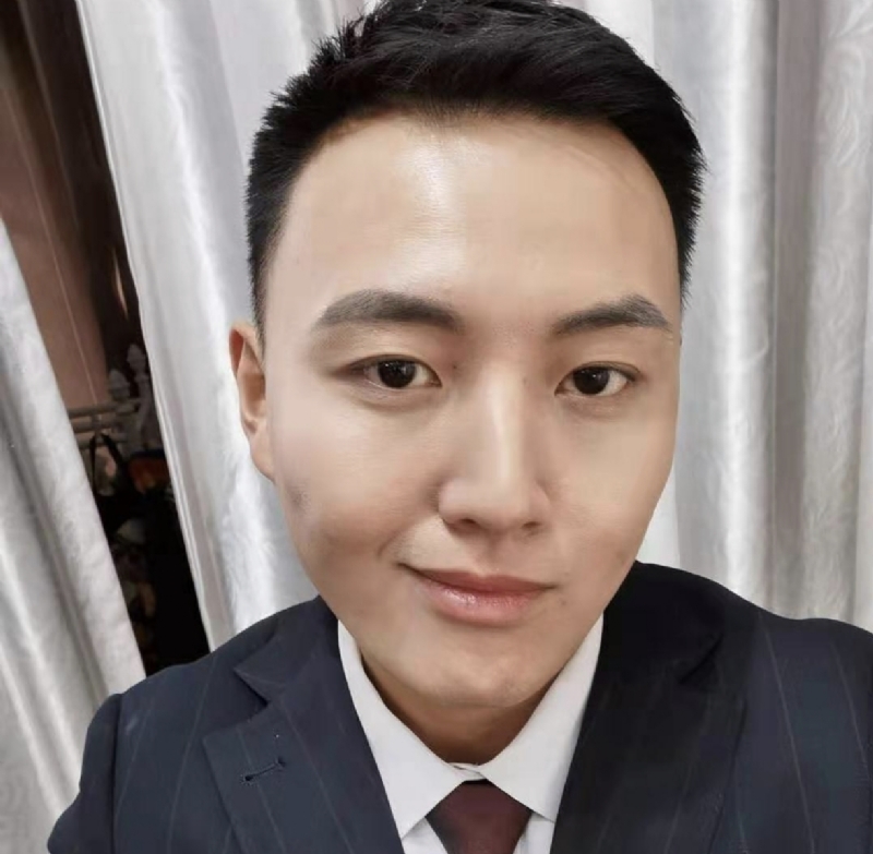 英俊潇洒的第二张照片--沧州相亲服务中心
