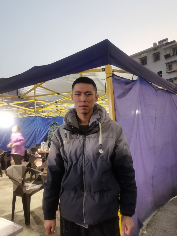 谁谁谁的第一张照片--沧州相亲服务中心