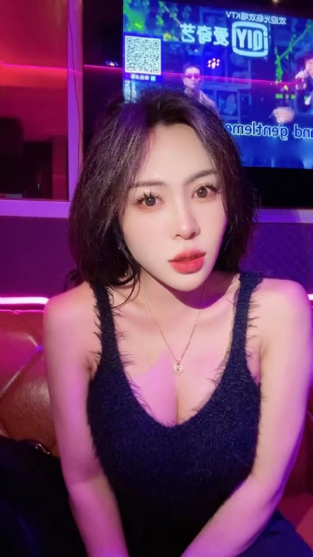 素素可月的第一张照片--沧州相亲服务中心