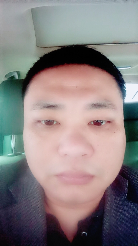 向日葵的第一张照片--沧州相亲服务中心