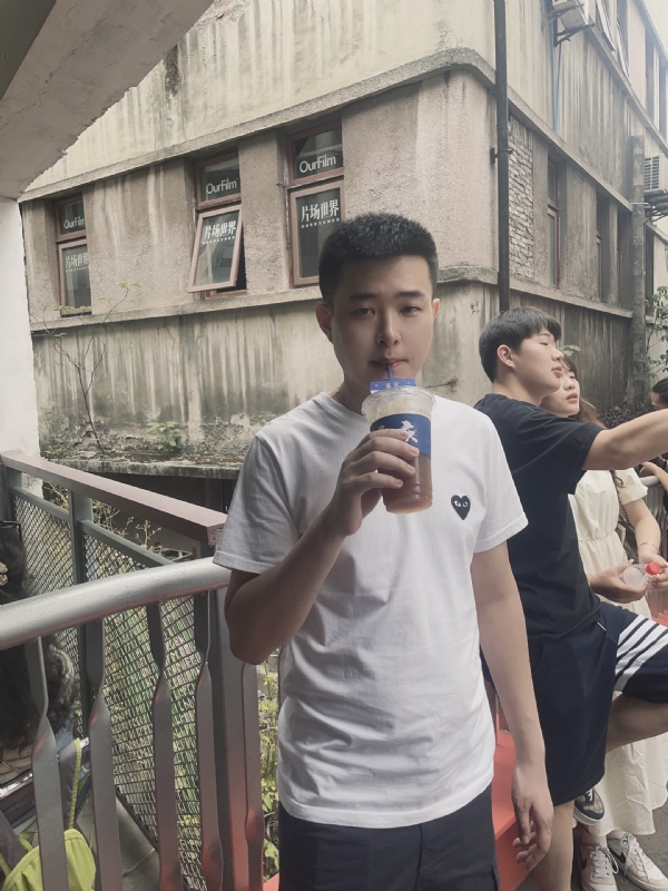 尚龙的第二张照片--沧州相亲服务中心