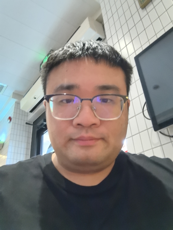 君临天下的第三张照片--沧州相亲服务中心