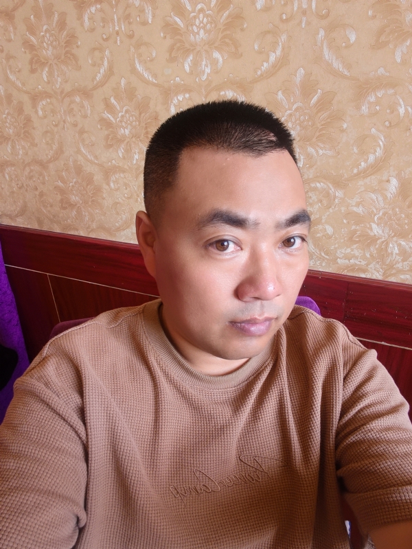 擦亮眼睛向前看的第二张照片--沧州相亲服务中心