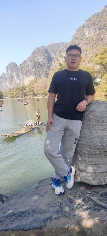 受过伤的狼的第三张照片--沧州相亲服务中心