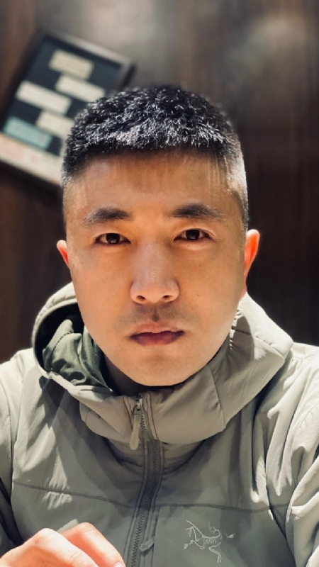 山中何缘的第一张照片--沧州相亲服务中心