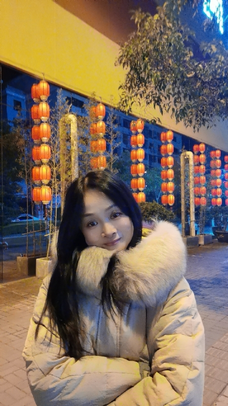 伊伊的第二张照片--沧州相亲服务中心