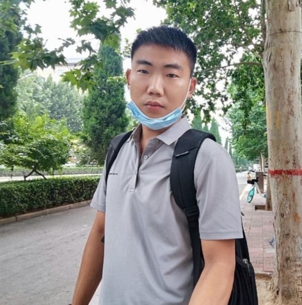 90年男征婚的第一张照片--沧州相亲服务中心