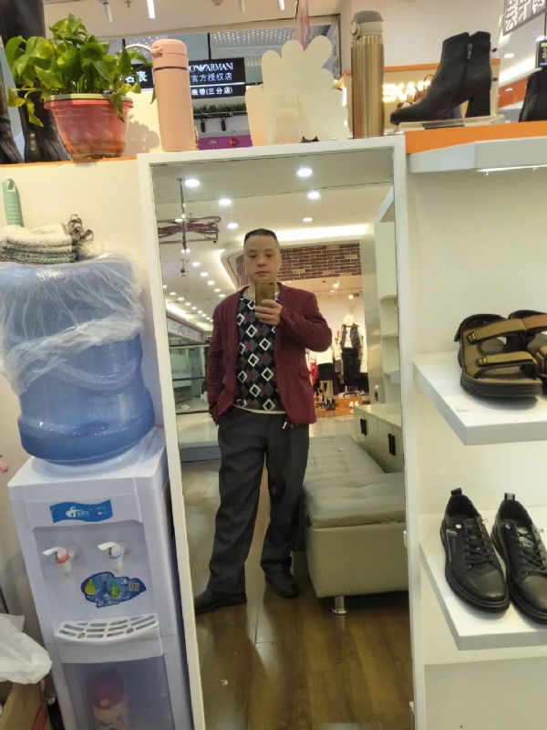 真诚征婚的第四张照片--沧州相亲服务中心