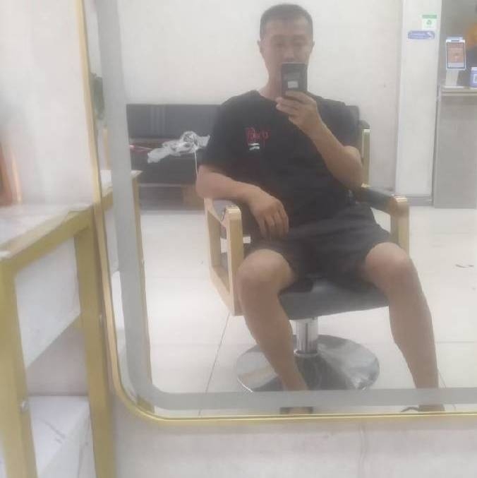 闫杰的第一张照片--沧州相亲服务中心