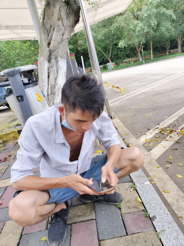 太累了的第一张照片--沧州相亲服务中心