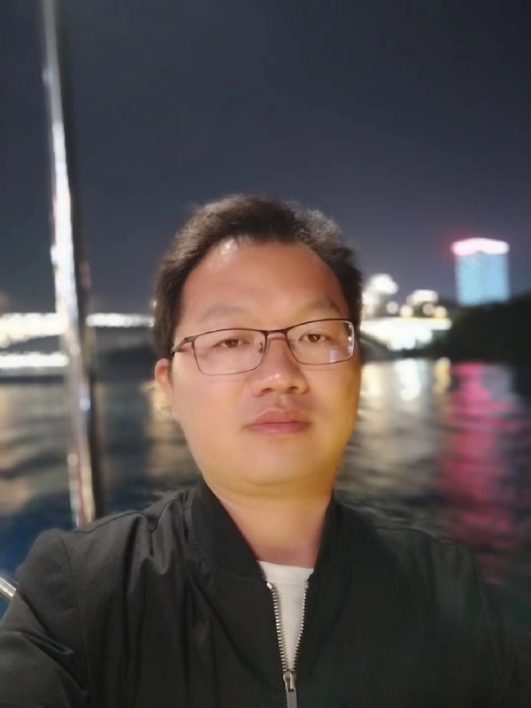 祝你平安的第一张照片--沧州相亲服务中心