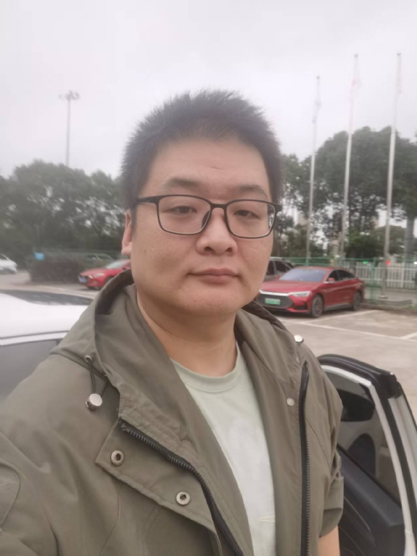 Russell的第一张照片--沧州相亲服务中心