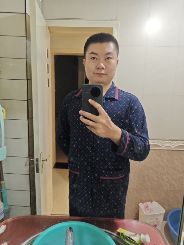 迷迷糊糊的第一张照片--沧州相亲服务中心