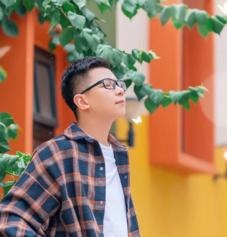 版本之子的第一张照片--沧州相亲服务中心